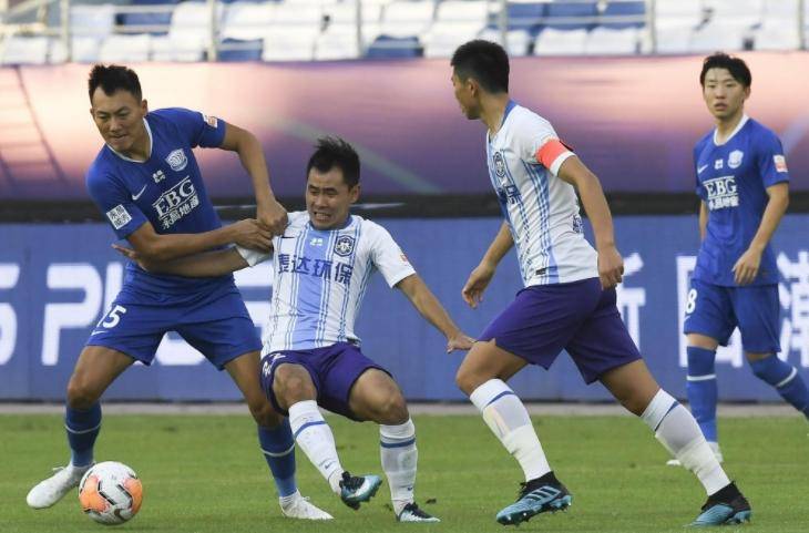 喜讯!王钰栋1月3日官宣确认将跟德甲豪门球星在本赛季同队效力,一起带领俱乐部拿联赛冠军