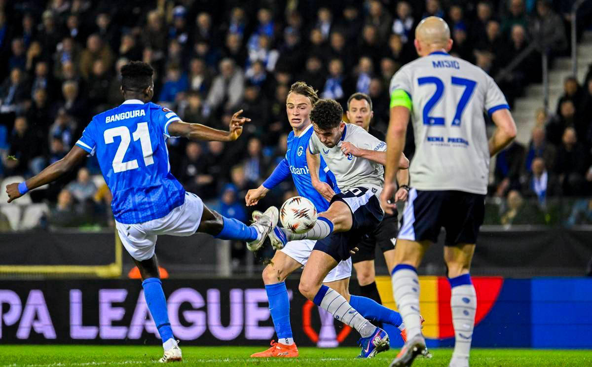 富勒姆客场连胜势头强劲,热刺联赛九轮不胜困境严峻