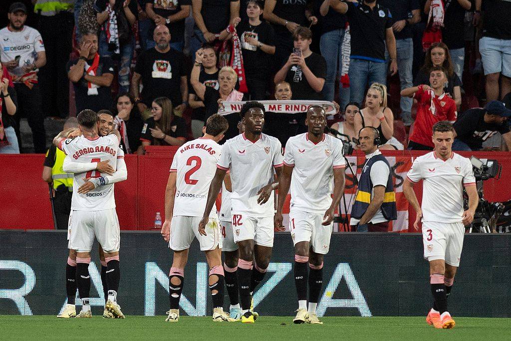 西甲巴塞罗那VS塞维利亚比分预测与赛事分析